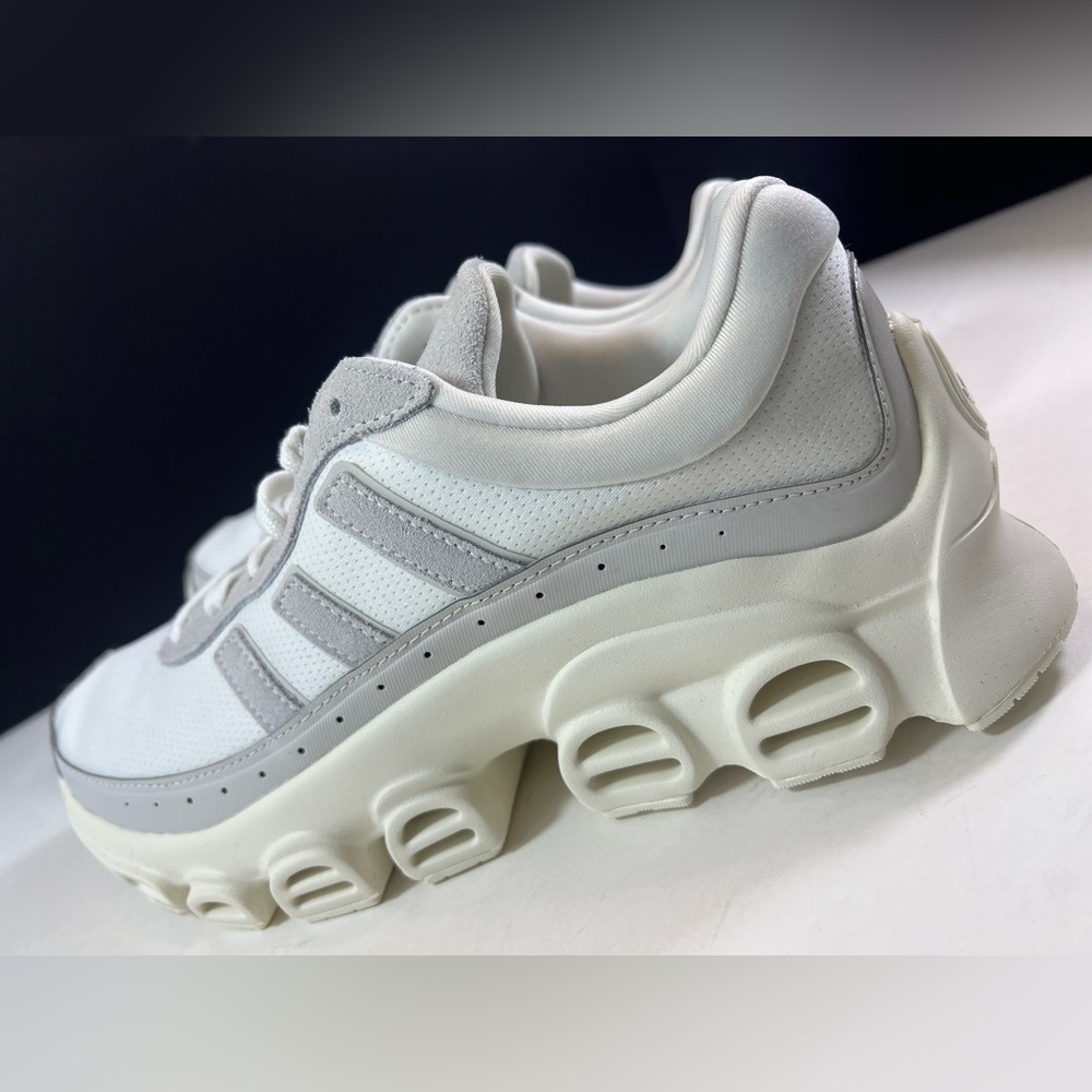 🆕 Adidas Originals Adifom Megaride in White and Grey Sneakers Women’s Size: 9 - Picture 12 of 15